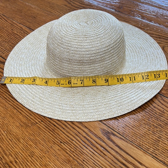 Fair Weather cream color hat.  Gold metallic thread in fabric. One size. - Picture 4 of 6